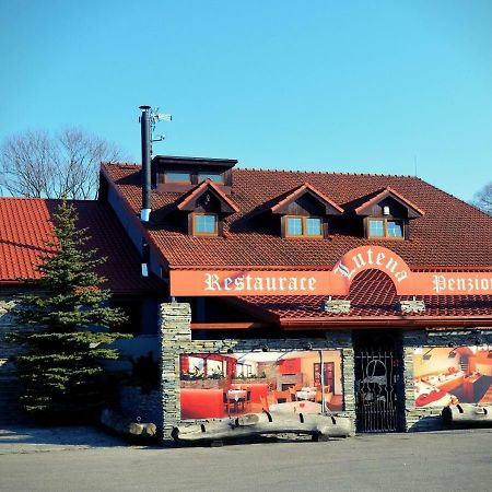 Restaurace A Penzion Lutena Dolni Lutyne Extérieur photo